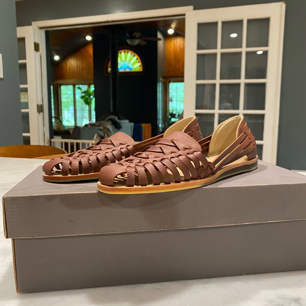 Nisolo huaraches